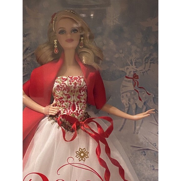 2010 Holiday Barbie Doll Red Cape White Dress Collectors Edition Mattel New Box - Picture 3 of 8